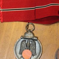 Original Winterschlacht i. Osten Medaille m. Hersteller 38 (1)