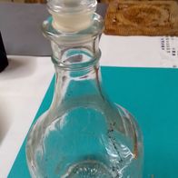 Glaskaraffe für Selbstgemachte Liköre oder Ähnliches Höhe ca. 28 cm
