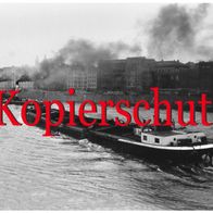 Foto Binnenschiff, Elbe Magdeburg, Schleppdampfer, Havarie Motorschiff