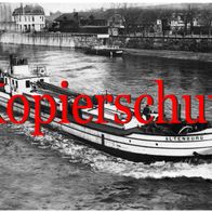 Foto Binnenschiff, Elbe Magdeburg, Motorschiff Altenburg, Frachtschiff