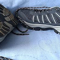 Freizeitschuhe Halbschuhe grau weiß Gr. 39