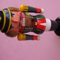 Nussknacker in Erzgebirger Darstellung