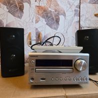 CD Receiver Onkyo CR-525 mit Boxen