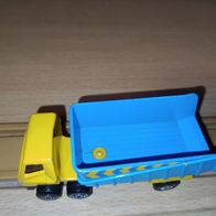 Matchbox super fast articulated truck