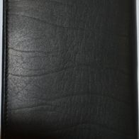 Schöne kleine Brieftasche aus weichem Leder
