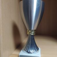 Pokal im Bogenschiessen : verein für Sportschießen Maulbronn