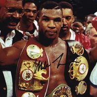 Boxen: Mike Tyson - orig. sign. Großfoto (1)