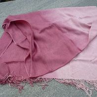Schönes riesiges Tuch / Schal rosa/ pink im Verlauf