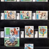 L599 Fußball-Marken Laos Mi. Nr. 813 bis 887 + Block 106-- 10 verschiedene Marken o