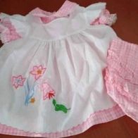 3 Teiler - Kleid, Schürze und Höschen - Gr. 80- Baby Club - Vintage - 80iger