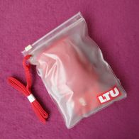 NEU: Airline LTU Flug Nachtflug Set Socken Ohrstöpsel Sammler Reise Zubehör Flug