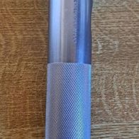 Neu! Mag Lite C-Cell 23634113 Handleuchte Taschenlampe Lampe Leuchte Farbe: Grau