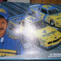 3 Wrangler Combo 1:24