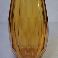 Alte honiggelbe, geometrischgeschliffene Glas-Vase * *