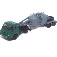 Csepel D-705 ´61, Zementsilo- Sattelzug, dunkelgrün, Kleinserie, Ep3, etchIT, Spur N