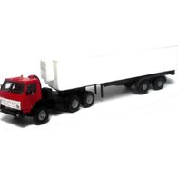 KamAZ 4320 ´76, Kühlkoffer-Sz., rot-weiß, Kleinserie, Ep4, RK-Modelle / Wiking Spur N