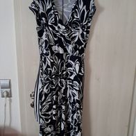 Langes Kleid in Wickeloptik Gr. 40