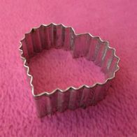 Vintage Ausstechform Herz 7 cm Ausstecher Keks Teig Kuchen Form Plätzchen Edelst