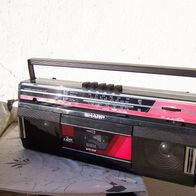 Radio-Rekorder von "Sharp"