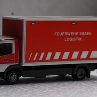 Herpa 049481 Mercedes-Benz Atego Koffer-LKW mit Ladebordwand "Feuerwehr Essen"