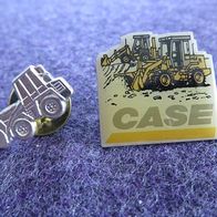2 X CASE Traktor Pin Anstecker :