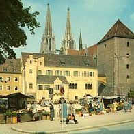 93047 Regensburg Alter Kornmarkt mit Herzogshof und Römerturm um 1965