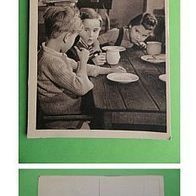 Bildkalender "Freude im Jahr 1952" - Kinder bei Tisch - (D-H-Motiv56)