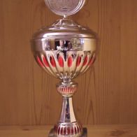 1 schöner Pokal Höhe 32,5 cm II. Wahl für Sport + Freizeit