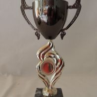1 Henkelpokal Höhe 26cm II. Wahl (Pokal Geschenk gebraucht)
