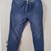 Jeans in Kurzgröße 22 - NEU!