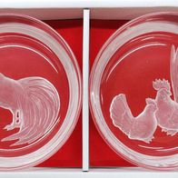 2 wunderschöne kleine schwere Hoya Crystal Schalen mit Gravur von Hahn und Henne