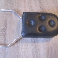 Sissy-Bar Rückenlehne Custom Bike Chopper Harley Old School DeLuxe Chrom gedreht