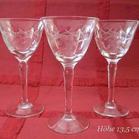 Vintage Glas * Omas zarte Weingläser mit Trauben Schliff - 3 Stück * 13,5 cm hoch