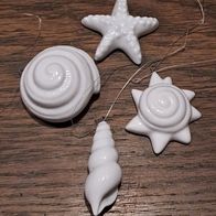 4 Maritime Deko Anhänger Muschel Seestern weiß Porzellan Keramik Deko
