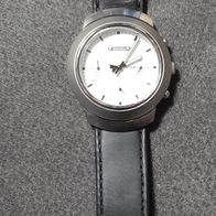 Armbanduhr Michelin mit Nachtzeigern (leuchtend)