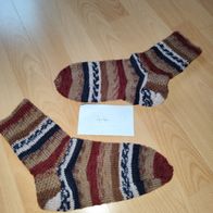 Selbst gestrickte Stricksocken Strümpfe Handarbeit Größe 44