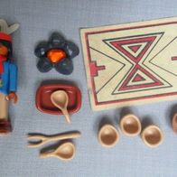 Playmobil (64) Indianerin mit Kopfschmuck u. Feder, Halstuch, Schuhe u.a