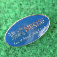 Pin "Nestle" Good Food Good Life Reklame Werbung Werbe Anstecker Anstecknadel