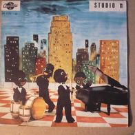 Studio 11- Amor, Amor-Souvenir of Sorrento-Samba for One Voice-The Dipsy Doodle EP 7"