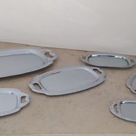 Set Serviertabletts aus Metall