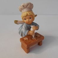 Goebel Nina & Marco "Engel mit Spritzbeutel" 11,5 cm Engelbäckerei Weihnachtsbäckerei