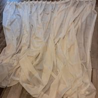 Große Gardine - leichtes Blumenmuster (5)