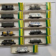 11x Minitrix. Güterwagen 2-achsig . Bay. Sts. B, OVP