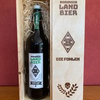 Borussia Mönchengladbach - 1 Flasche Landbier (leer) in dekorativer Holzbox