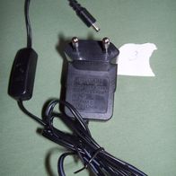 Samite AC-DC Adapter 285006000SE f. 3 x 1mm Hohlstecker 6V 50mA 0,3W m. Schalter L=1m
