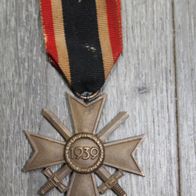 Original Kriegsverdienstkreuz mit Schwerter 2. Klasse o. Hersteller (5)