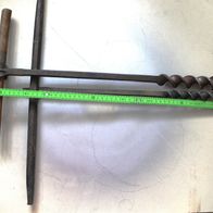 recht alte Handbohrer, Holzbohrer, Spiralbohrer, 22 und 35 mm