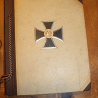 Originales Fotoalbum mit Hundemarke 10. Flak Regiment 42