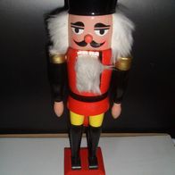 X-Mas / Weihnachten: Nussknacker aus dem Erzgebirge - 32 cm groß