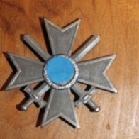 Original Kriegsverdienstkreuz mit Schwerter 1. Klasse m. Hersteller 4 (2)